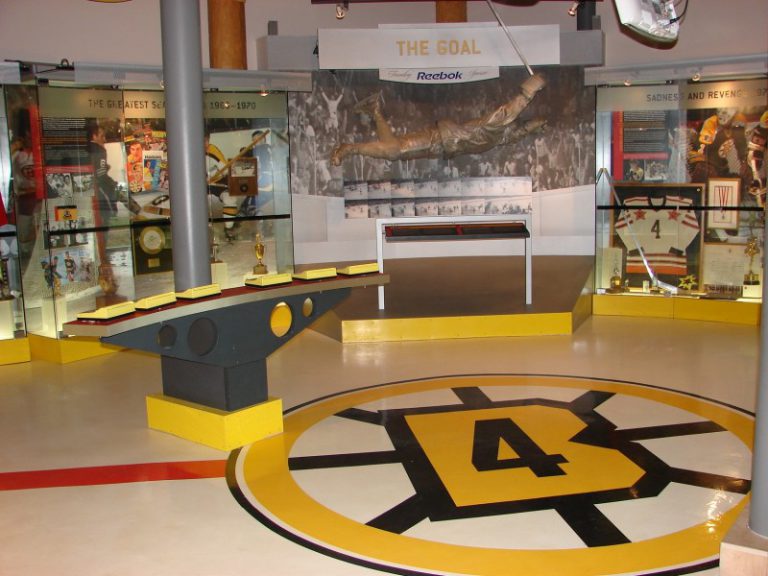 Bobby Orr Hall of Fame seeking nominations