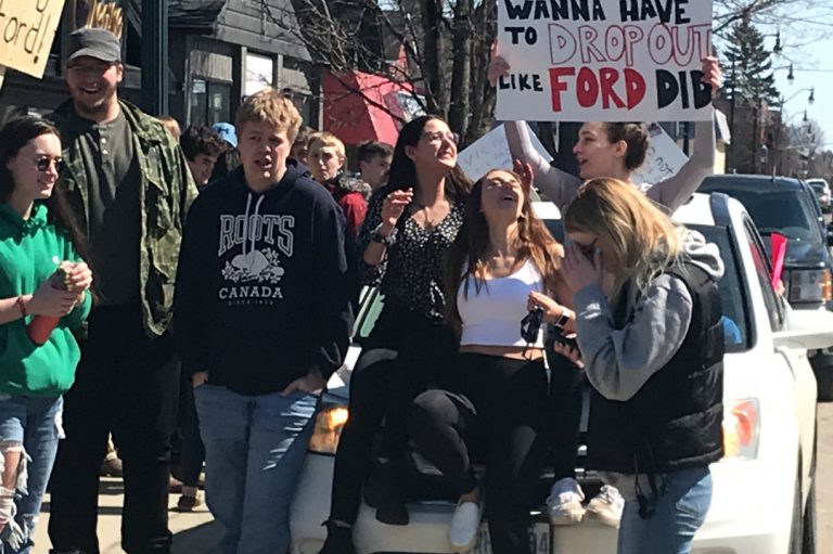 Hundreds of students walkout in Parry Sound Muskoka